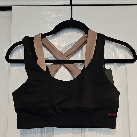n:philanthropy Tille Sports Bra Black NWT Sz Small - Picture 1 of 6